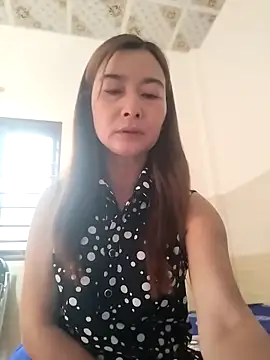 Snapshot of Sexy-ladyboobs20 chatting on March 6, 1:27 am Sexy-ladyboobs20 online show from March 6, 1:27 am