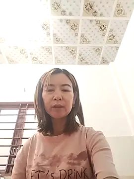 Snapshot of Sexy-ladyboobs20 chatting on September 10, 1:05 am Sexy-ladyboobs20 online show from September 10, 1:05 am