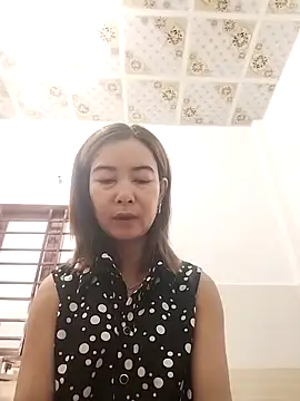 Snapshot of Sexy-ladyboobs20 chatting on October 13, 1:16 am Sexy-ladyboobs20 online show from October 13, 1:16 am