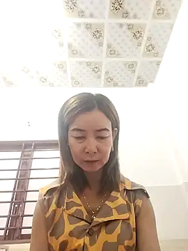 Snapshot of Sexy-ladyboobs20 chatting on October 16, 1:17 am Sexy-ladyboobs20 online show from October 16, 1:17 am