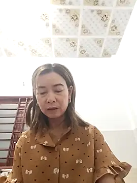 Snapshot of Sexy-ladyboobs20 chatting on October 30, 12:06 pm Sexy-ladyboobs20 online show from October 30, 12:06 pm