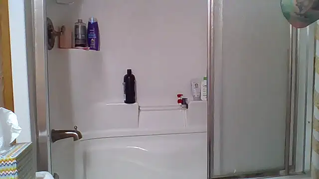 Snapshot of terry2big4u24 chatting on February 21, 6:37 pm terry2big4u24 online show from February 21, 6:37 pm