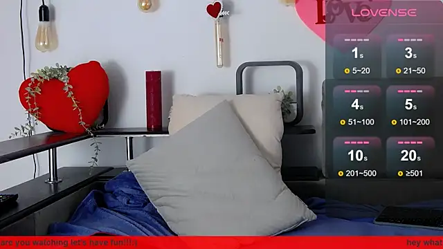 Snapshot of CarterCole chatting on February 10, 4:14 pm CarterCole online show from February 10, 4:14 pm