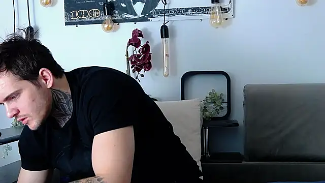 Snapshot of CarterCole chatting on March 1, 8:02 am CarterCole online show from March 1, 8:02 am