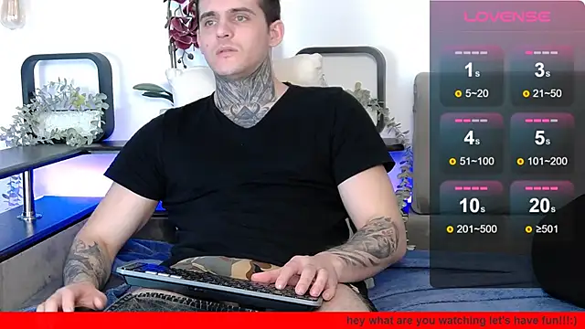 Snapshot of CarterCole chatting on March 21, 1:56 pm CarterCole online show from March 21, 1:56 pm