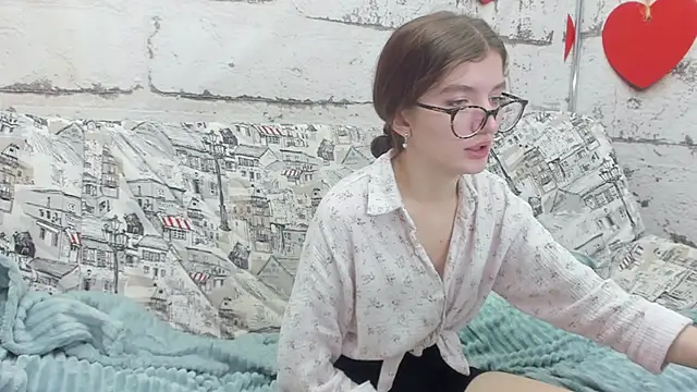 Snapshot of Fairy_Ariel chatting on February 15, 7:27 am Fairy Ariel online show from February 15, 7:27 am