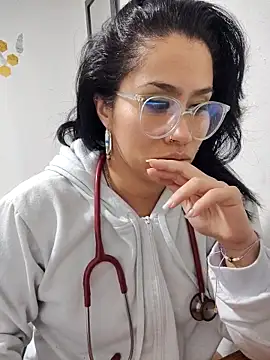 Snapshot of Sweet__Nurse1 chatting on February 18, 7:21 am Sweet Nurse1 online show from February 18, 7:21 am