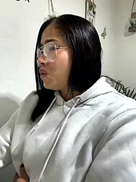 Snapshot of Sweet__Nurse1 chatting on September 18, 6:43 pm Sweet Nurse1 online show from September 18, 6:43 pm