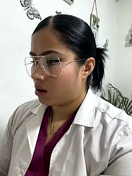 Snapshot of Sweet__Nurse1 chatting on October 23, 5:33 pm Sweet Nurse1 online show from October 23, 5:33 pm