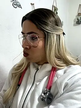 Snapshot of Sweet__Nurse1 chatting on October 25, 7:08 pm Sweet Nurse1 online show from October 25, 7:08 pm