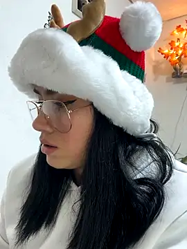 Snapshot of Sweet__Nurse1 chatting on December 18, 11:44 pm Sweet Nurse1 online show from December 18, 11:44 pm