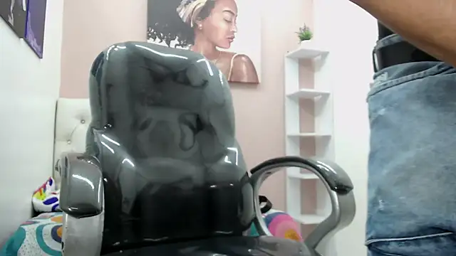 Snapshot of Noha_scott chatting on December 7, 9:11 pm Noha scott online show from December 7, 9:11 pm