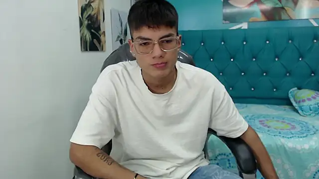 Snapshot of Noha_scott chatting on January 4, 10:24 pm Noha scott online show from January 4, 10:24 pm