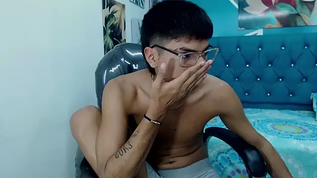 Snapshot of Noha_scott chatting on January 17, 1:47 am Noha scott online show from January 17, 1:47 am