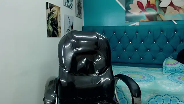 Snapshot of Noha_scott chatting on February 4, 10:45 pm Noha scott online show from February 4, 10:45 pm