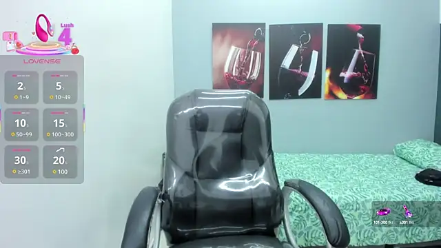 Snapshot of Noha_scott chatting on March 8, 11:07 pm Noha scott online show from March 8, 11:07 pm