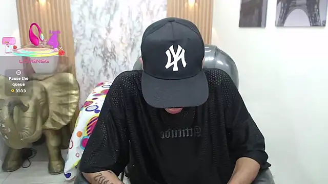 Snapshot of Noha_scott chatting on September 9, 5:56 pm Noha scott online show from September 9, 5:56 pm