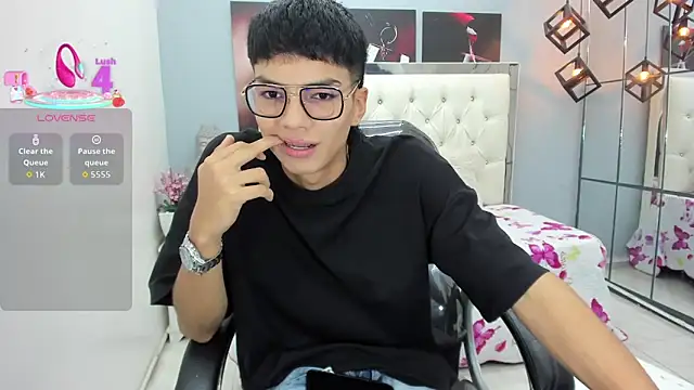 Snapshot of Noha_scott chatting on September 27, 11:10 pm Noha scott online show from September 27, 11:10 pm