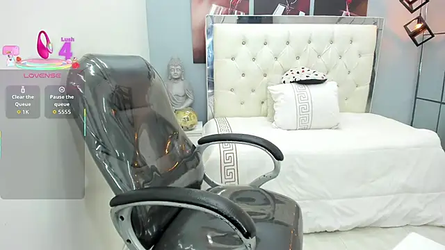 Snapshot of Noha_scott chatting on October 12, 10:53 pm Noha scott online show from October 12, 10:53 pm