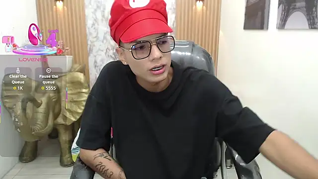 Snapshot of Noha_scott chatting on October 16, 11:39 pm Noha scott online show from October 16, 11:39 pm