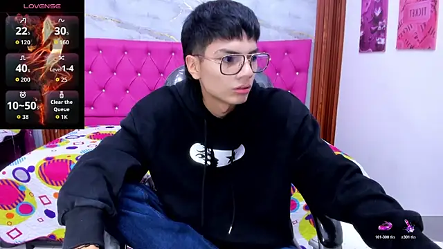 Snapshot of Noha_scott chatting on February 26, 11:48 pm Noha scott online show from February 26, 11:48 pm