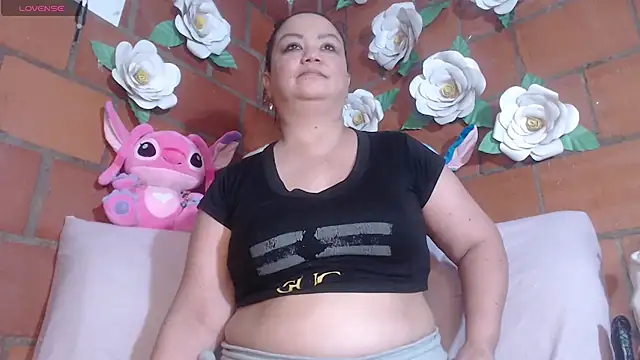 IngritBitch online show from March 14, 10:10 am