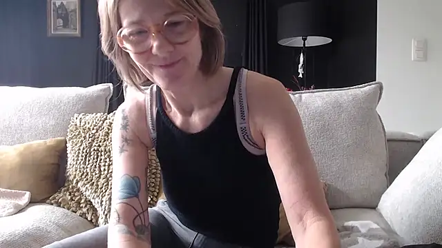 godinflower online show from February 25, 1:17 pm