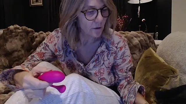 godinflower online show from November 3, 4:52 pm