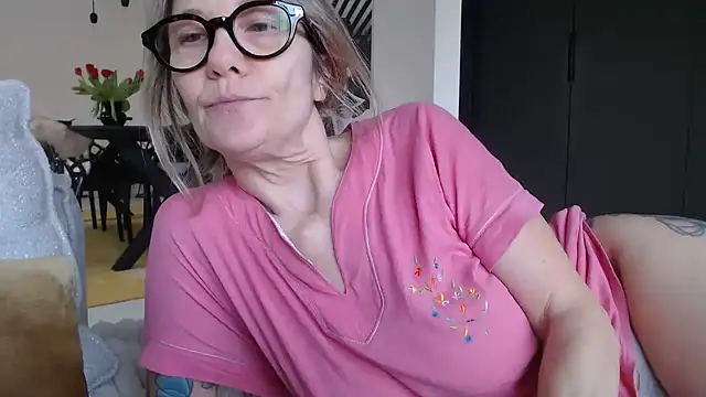 godinflower online show from February 18, 9:16 am