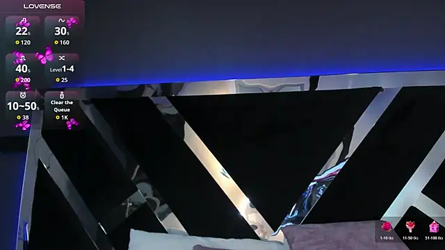 AmmyJones  online show from February 9, 7:07 pm