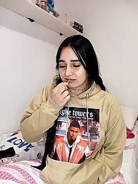 Snapshot of Juanamd1 chatting on February 25, 11:19 am Juanamd1 online show from February 25, 11:19 am