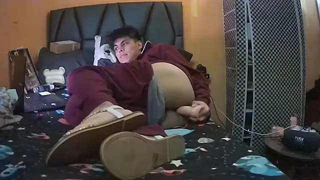 diegotorresd2312 online show from November 3, 6:03 am