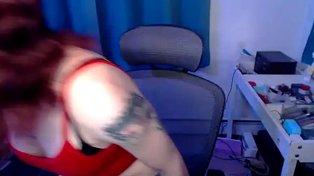 Snapshot of RyffBurnz chatting on January 31, 12:17 am RyffBurnz online show from January 31, 12:17 am