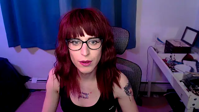 Snapshot of RyffBurnz chatting on February 21, 3:34 am RyffBurnz online show from February 21, 3:34 am