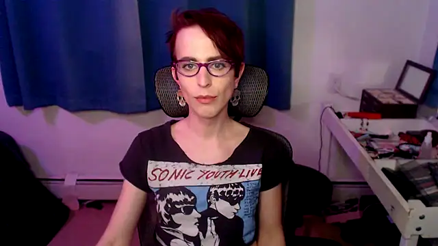 Snapshot of RyffBurnz chatting on March 5, 12:49 am RyffBurnz online show from March 5, 12:49 am