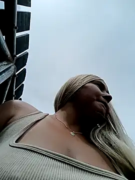 SamaraJay1 online show from February 4, 5:01 pm