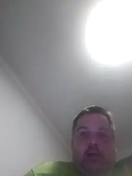 Snapshot of Ronny2510 chatting on January 2, 8:13 pm Ronny2510 online show from January 2, 8:13 pm