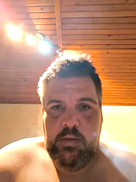 Snapshot of Ronny2510 chatting on February 27, 10:31 pm Ronny2510 online show from February 27, 10:31 pm