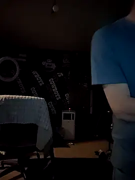 Snapshot of omgkidisthaone chatting on March 13, 6:58 am omgkidisthaone online show from March 13, 6:58 am