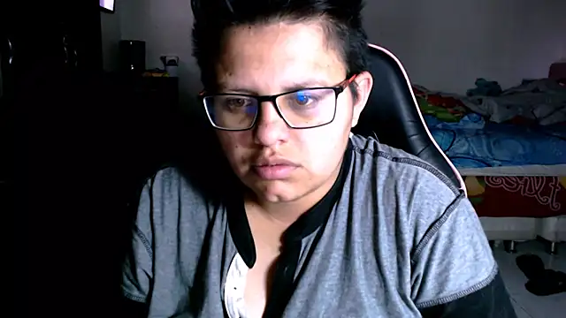 tatsumi nao online show from November 11, 5:07 am