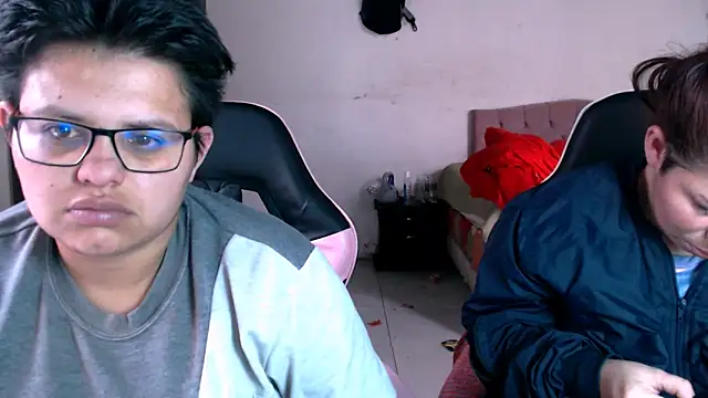 tatsumi nao online show from December 4, 6:16 pm