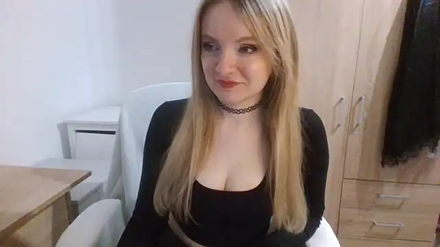 AlmaHoney online show from January 7, 9:06 pm