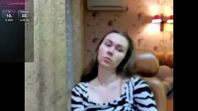 MadeleineWiliams online show from November 2, 9:06 pm