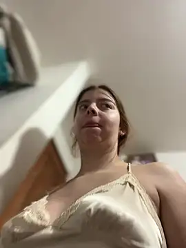 Cloew Marz online show from March 18, 6:44 pm