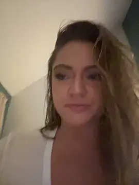 Snapshot of ToniVice chatting on October 6, 5:38 am ToniVice online show from October 6, 5:38 am