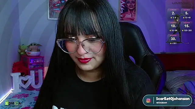 Miss scarllet  online show from December 11, 1:06 pm