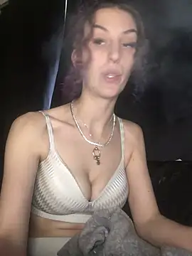 Snapshot of indie-rayne chatting on February 19, 3:27 pm indie-rayne online show from February 19, 3:27 pm