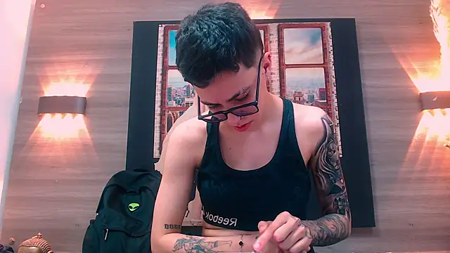 Snapshot of Cutie_Shy_ chatting on November 26, 6:42 pm Cutie Shy online show from November 26, 6:42 pm