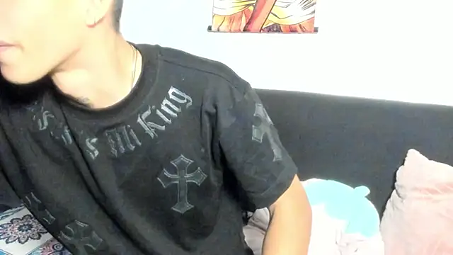 Snapshot of TommyGun_22 chatting on October 2, 11:56 pm TommyGun 22 online show from October 2, 11:56 pm