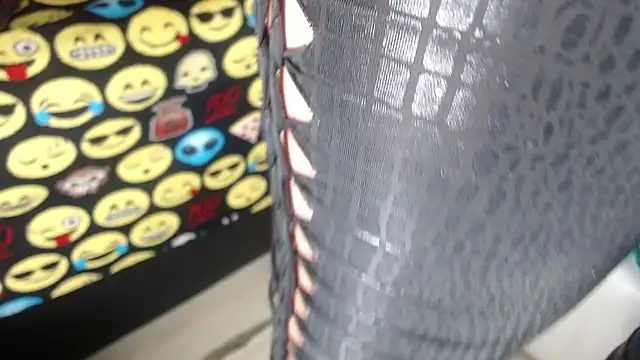 Snapshot of Kazsandraa chatting on November 1, 5:53 am Kazsandraa online show from November 1, 5:53 am